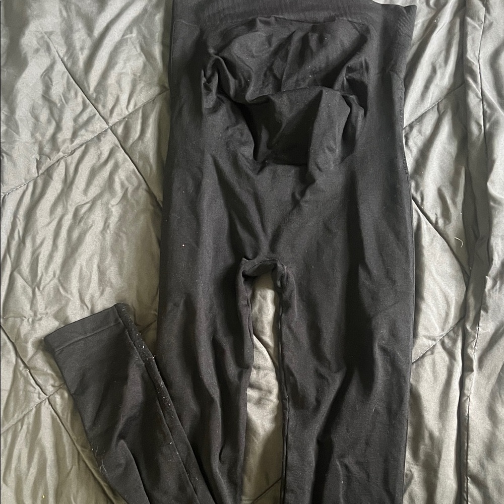 BLANQI Black MaternityLeggings
